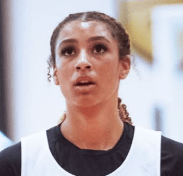 Bella Owumi